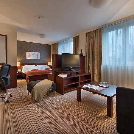 Hotel Apollo 4*