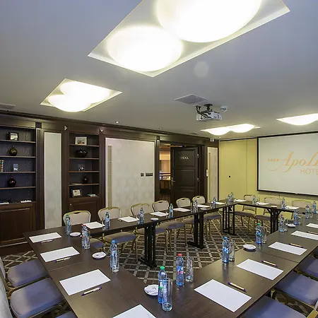 Apollo Hotel 4*