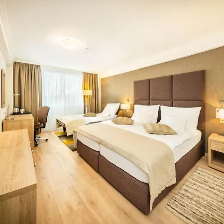 Apollo Hotel