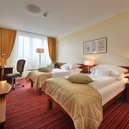 Apollo 4* Bratislava