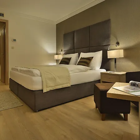Apollo Otel 4*