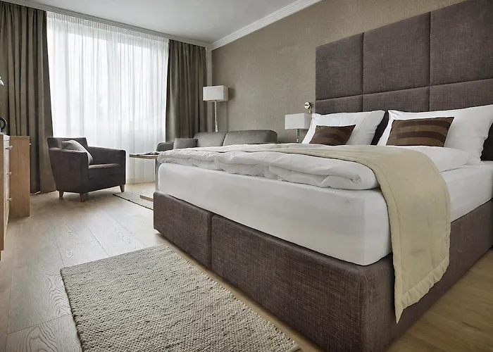 Apollo 4* Bratislava