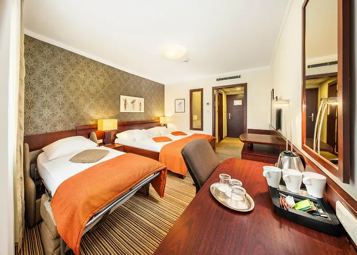 Apollo 4* Bratislava