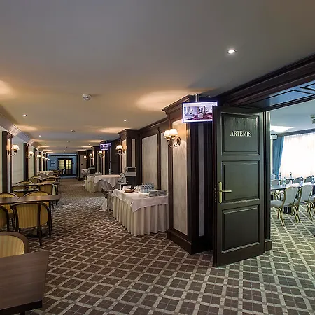 Apollo Ξενοδοχείο Μπρατισλάβα