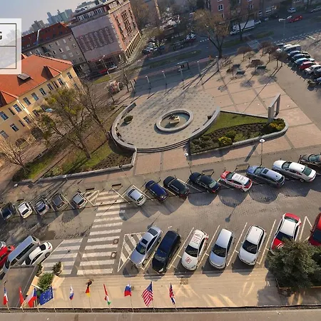 Ξενοδοχείο Apollo