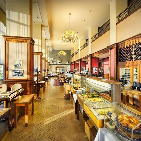 Apollo Ξενοδοχείο Μπρατισλάβα